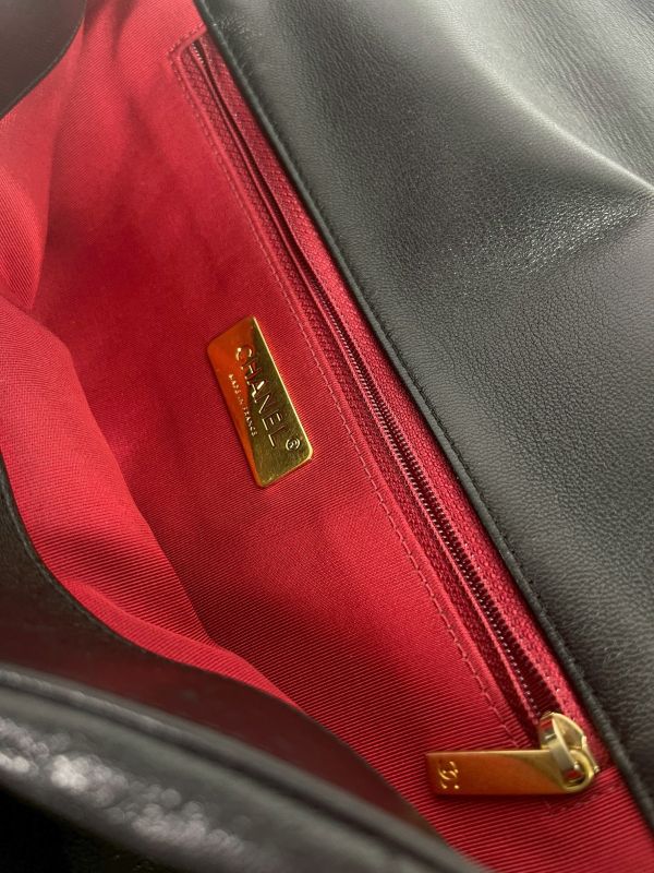 【9成新】CHANEL 19大型口蓋包 