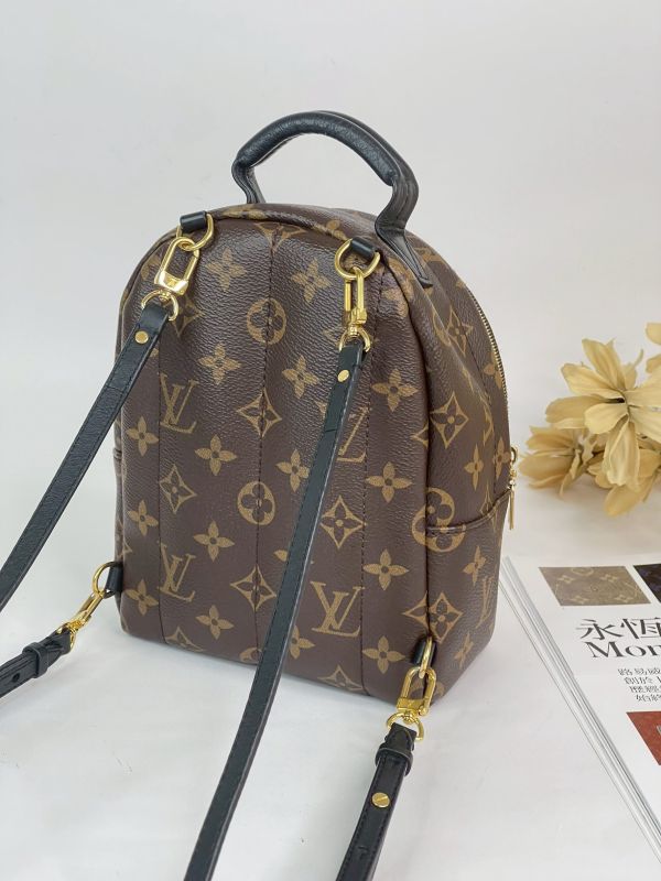 【分期0利率】LV Palm Springs Mini 【95成新】 