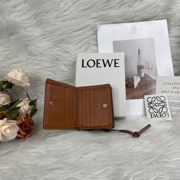 【12期0利率】LOEWE 大LOGO拉鍊短夾【9成新】【現金價 9200】 