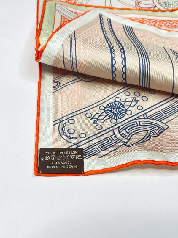 【未使用閒置品】HERMES Concours d'Etriers Remix 70雙面方巾 