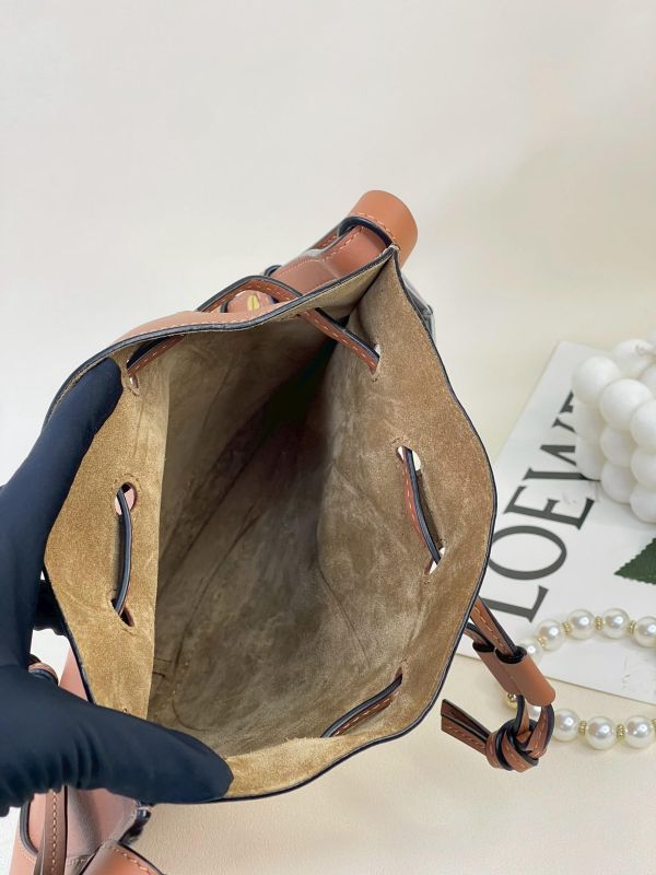 【9成新】LOEWE HORSEHOE 馬蹄造型斜背包 