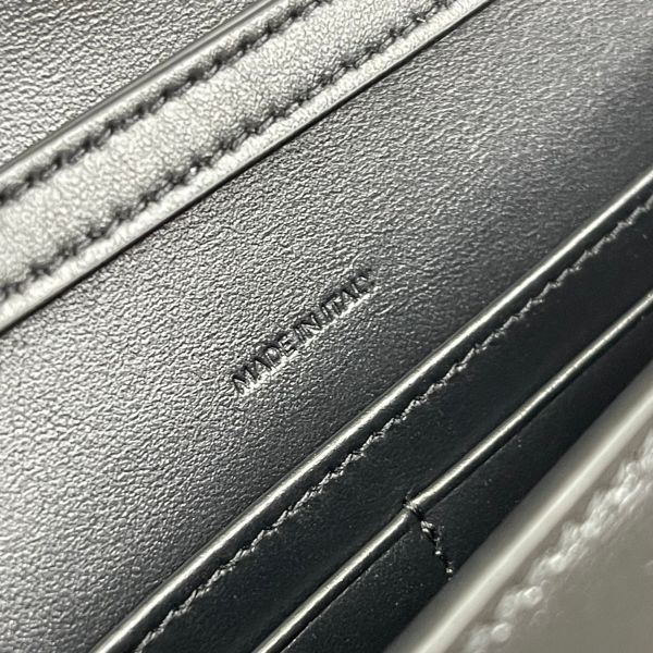 【12期0利率】CELINE MARGO 亮澤牛皮革WOC【台灣購證】【全新閒置】 