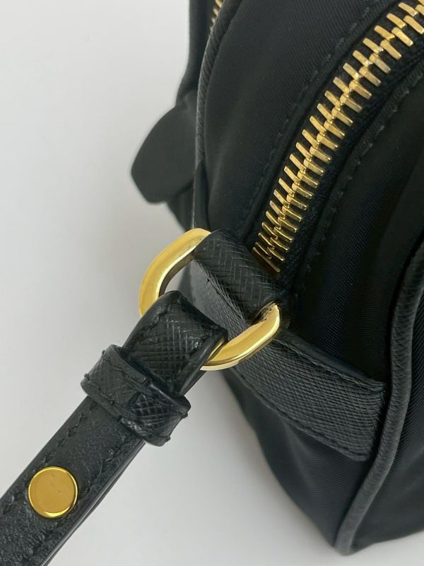 【95成新】PRADA 尼龍迷你相機包 