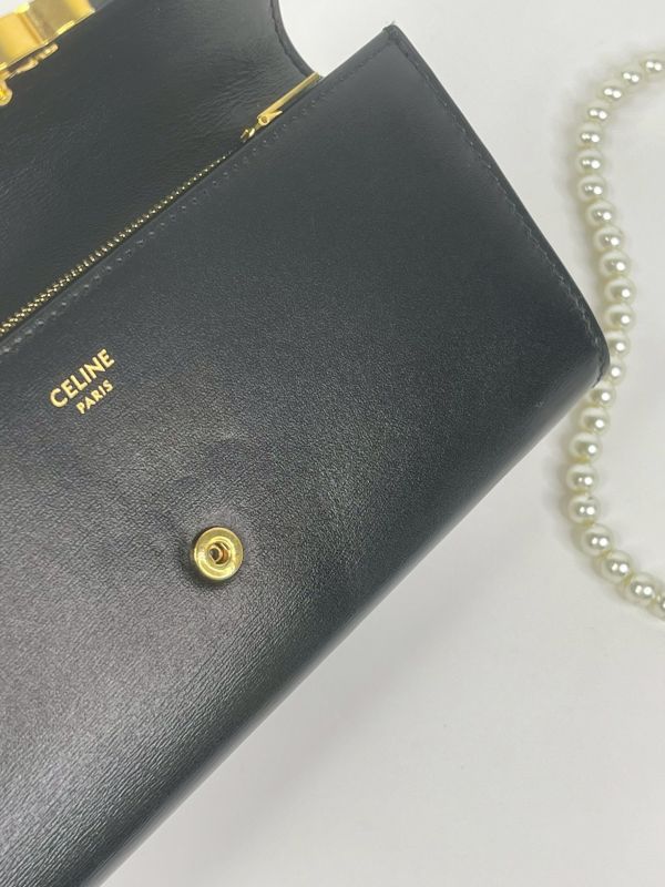 【分期0利率】CELINE TRIOMPHE平滑光面信封長夾 黑色金扣【9成新】附改WOC背帶 