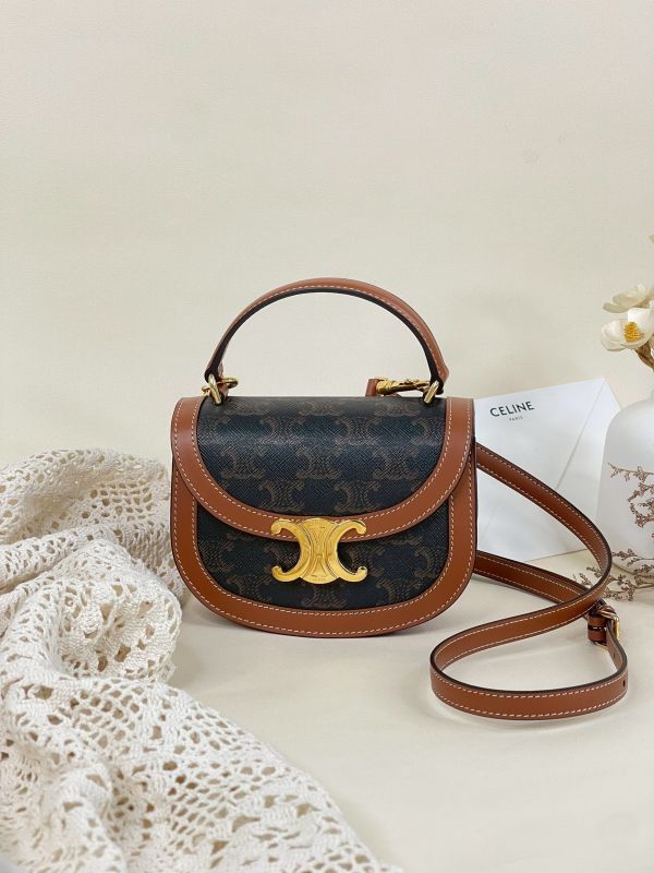 【分期0利率】CELINE BESACE CLEA標誌印花迷你手袋【全新品】 