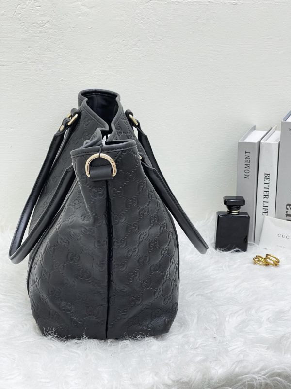 【99成新】GUCCI GG壓紋托特包 