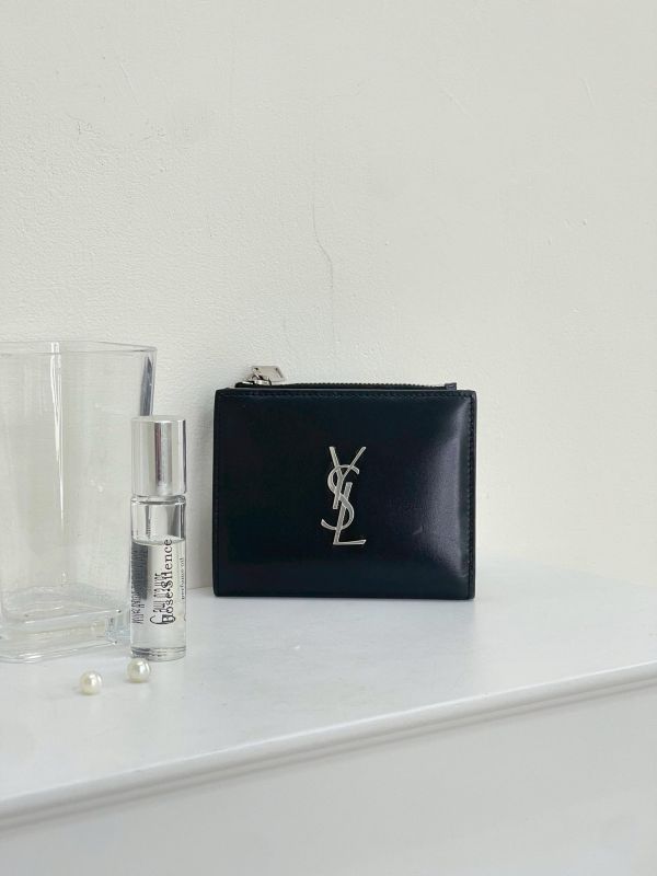 【9成新】YSL 滑面牛皮對折零錢袋短夾 