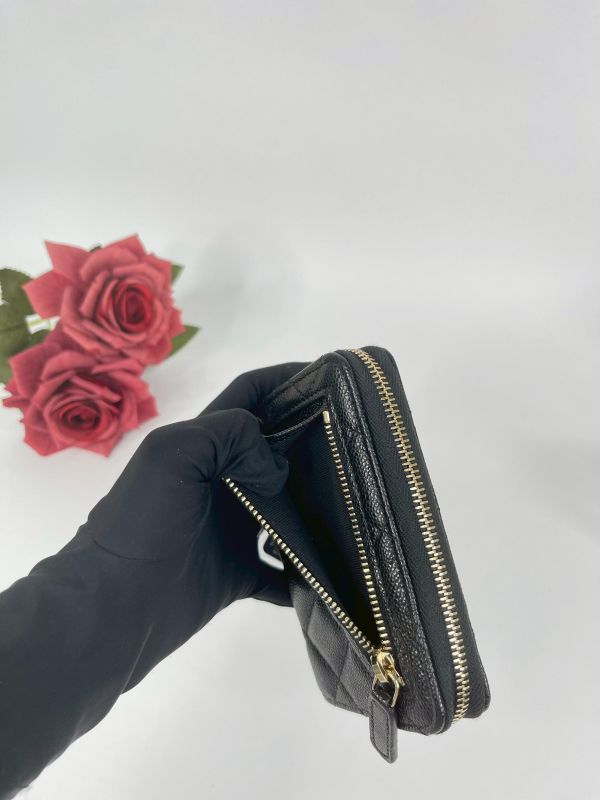 【全新品】CHANEL 魚子醬拉鍊對開短夾 