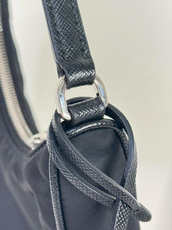 【95成新】PRADA Re-Edition 2005 Re-Nylon 迷你腋下包 