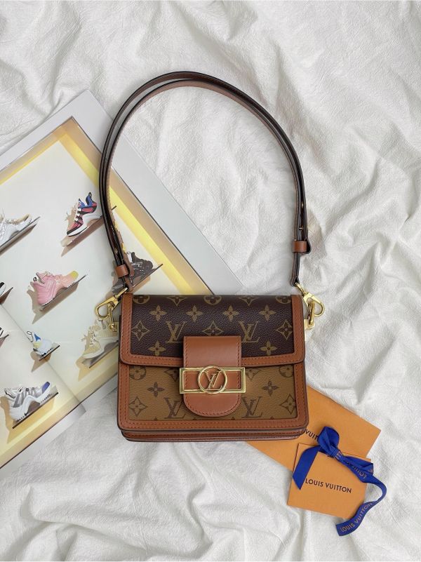 【95成新】LV Mini Dauphine 