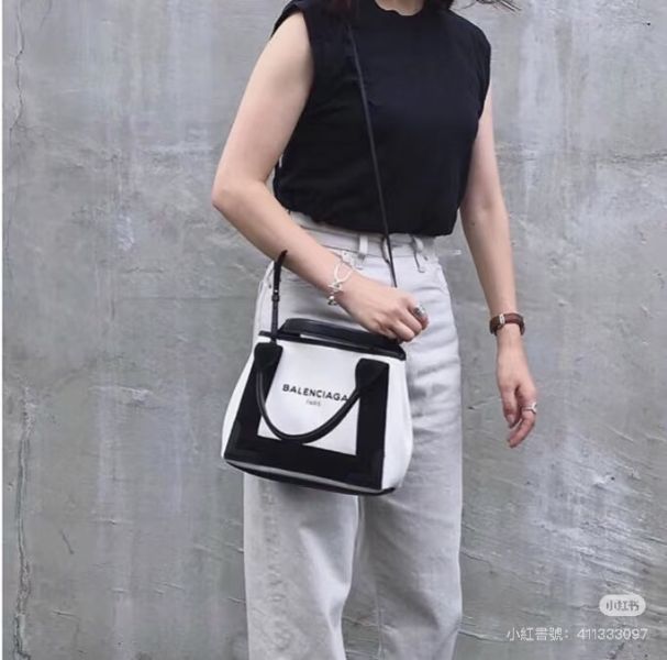 【分期0利率】Balenciaga Navy Cabas XS(背帶款)【9成新】 