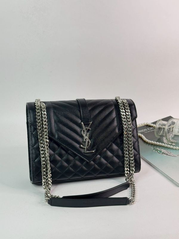 【分期0利率】YSL 粒面绗縫皮革中號信封包【95成新】