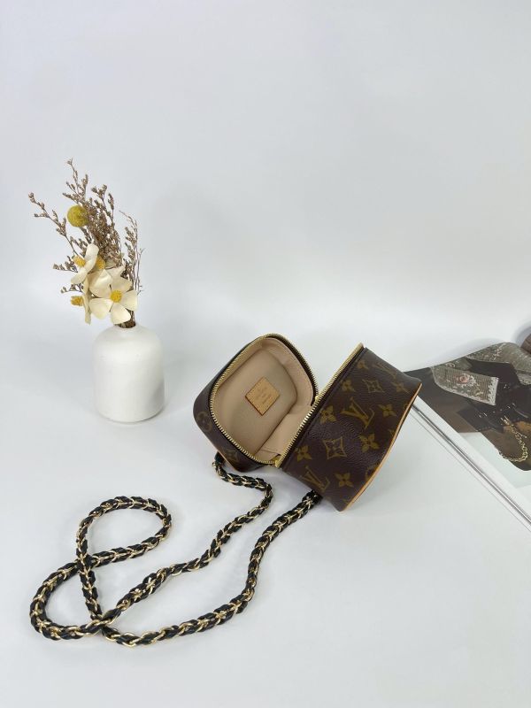 【95成新】LV NICE NANO 