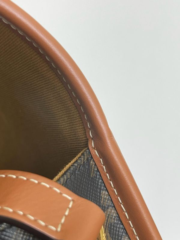【95成新】CELINE Triomphe帆布中型Folco手袋 