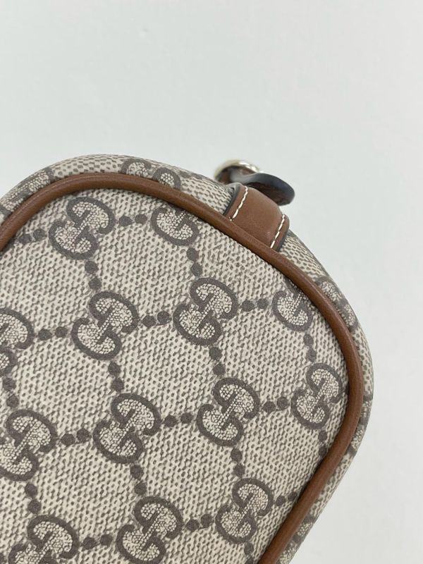 【95成新】GUCCI GG EMBLEM 小型肩背包 