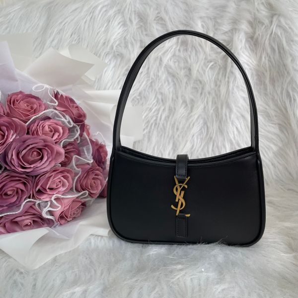 【全新閒置】【12期0利率】YSL 短背帶HOBO 710318 