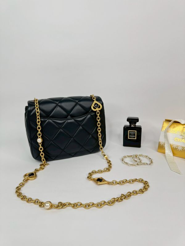 【分期0利率】CHANEL 23S琺瑯愛心珍珠鍊方胖【95成新】 