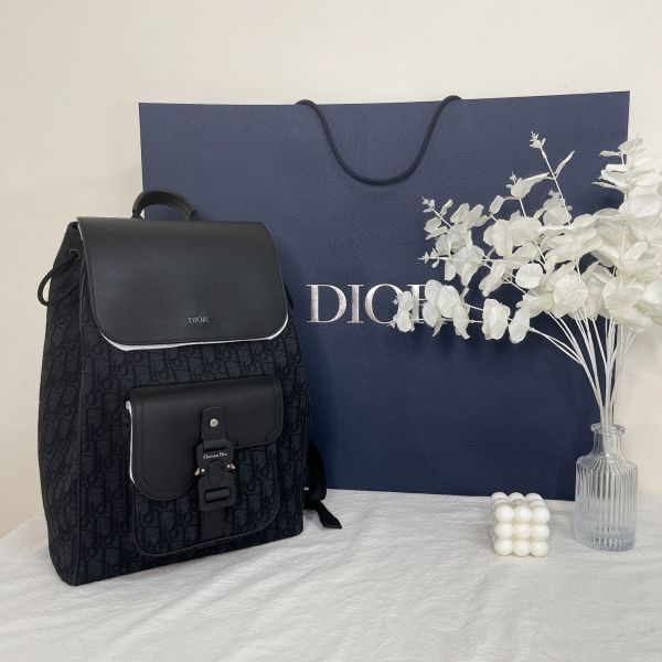 【12期0利率】DIOR SADDLE 翻蓋後背包  【24年3月台灣購證】【99成新】 