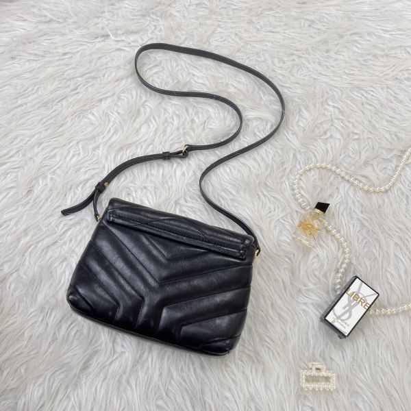 【分期0利率】 YSL LOULOU絎縫皮革Toy手袋 MINI 【9成新】 