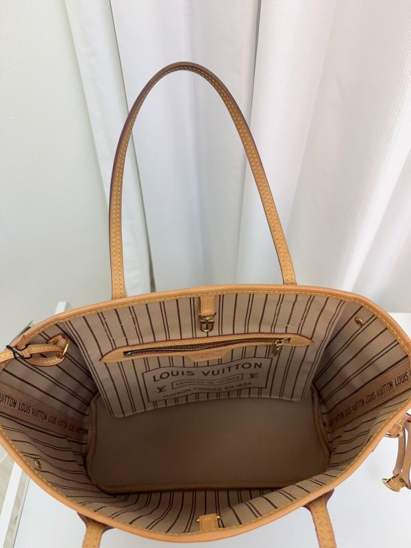 【9成新】LV Neverfull PM 