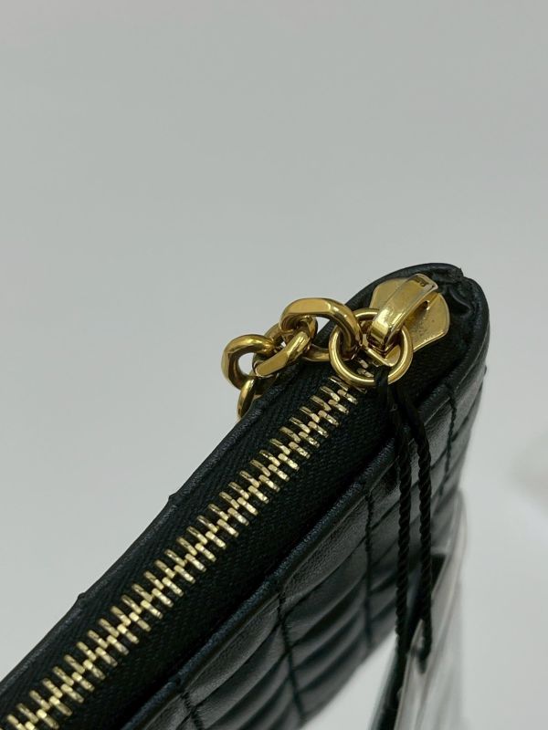 【95成新】CELINE C Charm 絎縫小牛皮零錢包 