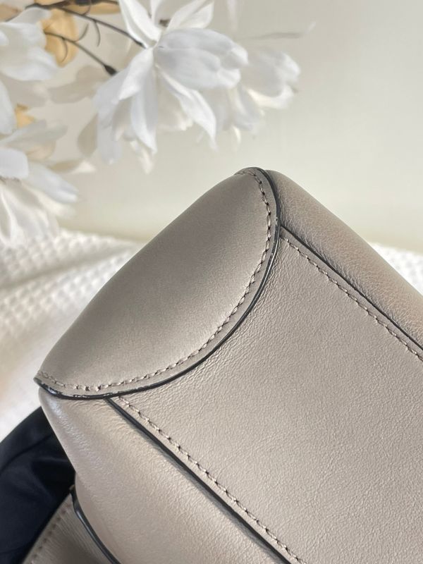 【分期0利率】CHLOE FAYE DAY 迷你包【9成新】 