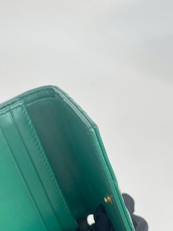 【9成新】GUCCI Marmont 愛心兩摺拉鍊零錢袋短夾 