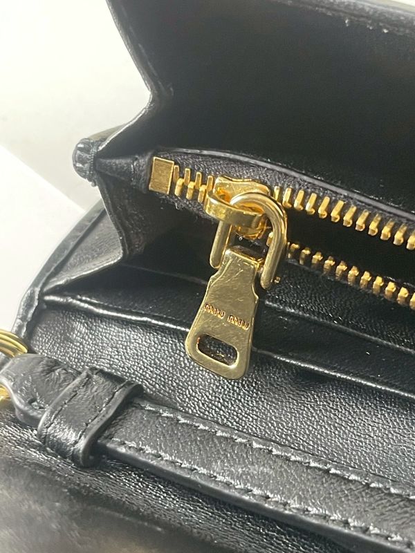 【分期0利率】MIUMIU MATELASSE 鍊條WOC【85成新】 