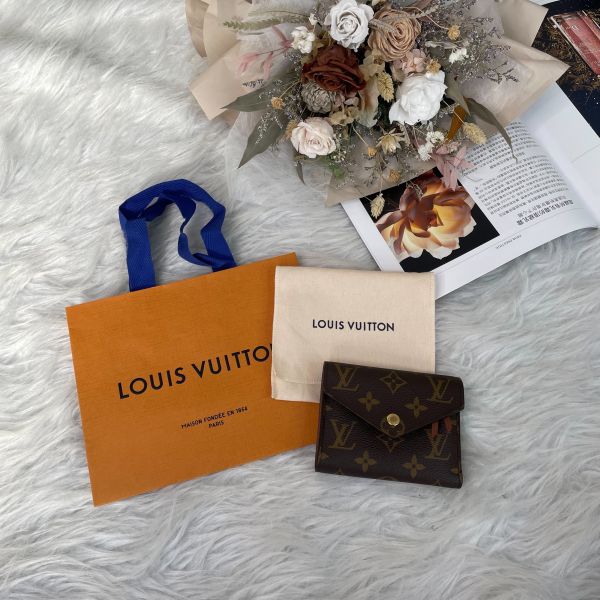 【12期0利率】LV Victorine 老花三折短夾【9成新 