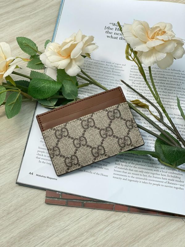 【99成新】GUCCI GG SUPREME 卡包 