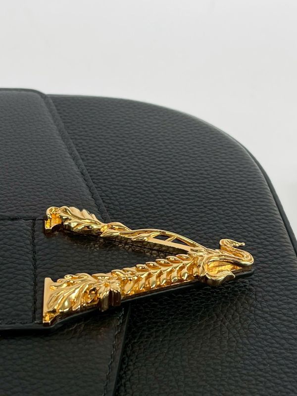 【95成新】VERSACE Virtus 肩背包 