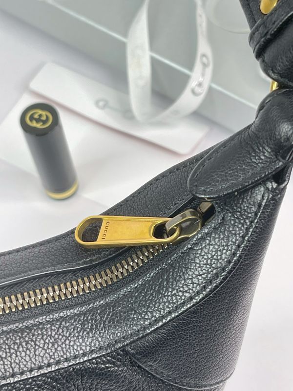 【分期0利率】GUCCI APHRODITE 小號半月包【95成新】 