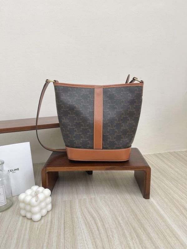 【95成新】CELINE TRIOMPHE老花小號水桶包 