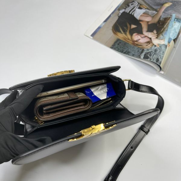 【12期0利率】CELINE TEEN TRIOMPHE亮澤牛皮革手袋【23年1月巴黎購證】【95成新】 