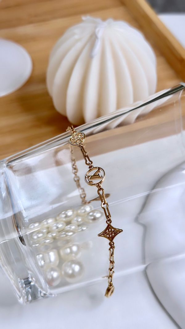 【6期0利率】【現金價15000】LV Forever Young 手鍊 