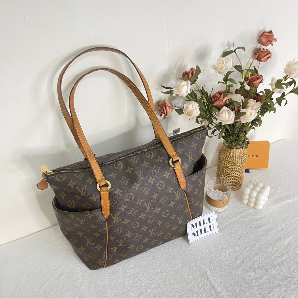 【12期0利率】LV TOTALLY MM  肩背包【85成新】 