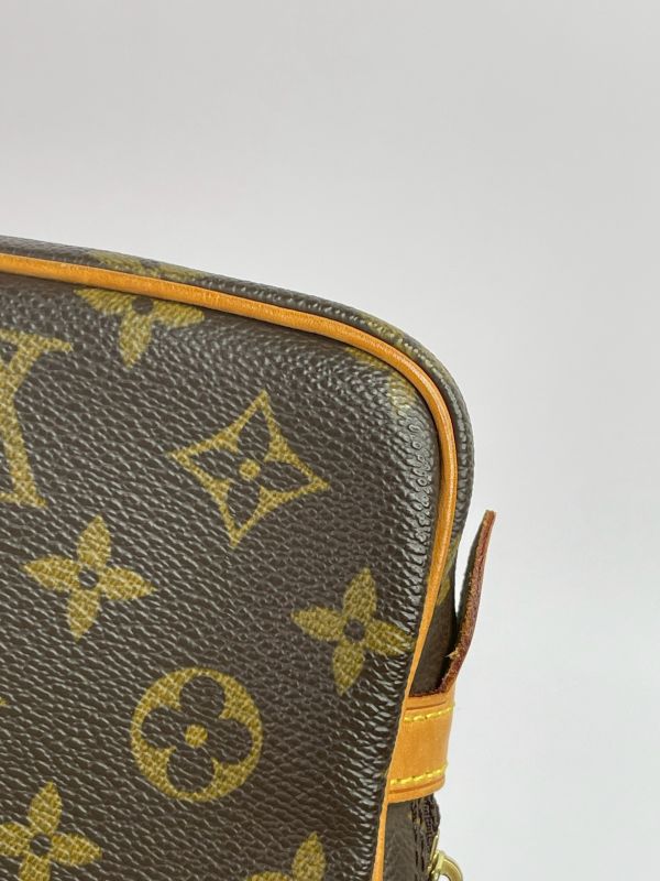 【分期0利率】LV Pochette Marly 橫版手機包【9成新】 