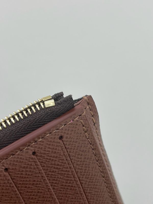 【未使用閒置品】 LV VICTORINE 老花三折短夾 