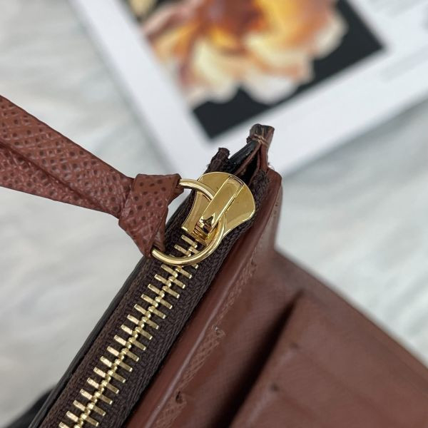 【12期0利率】LV Victorine 老花三折短夾【95成新】 