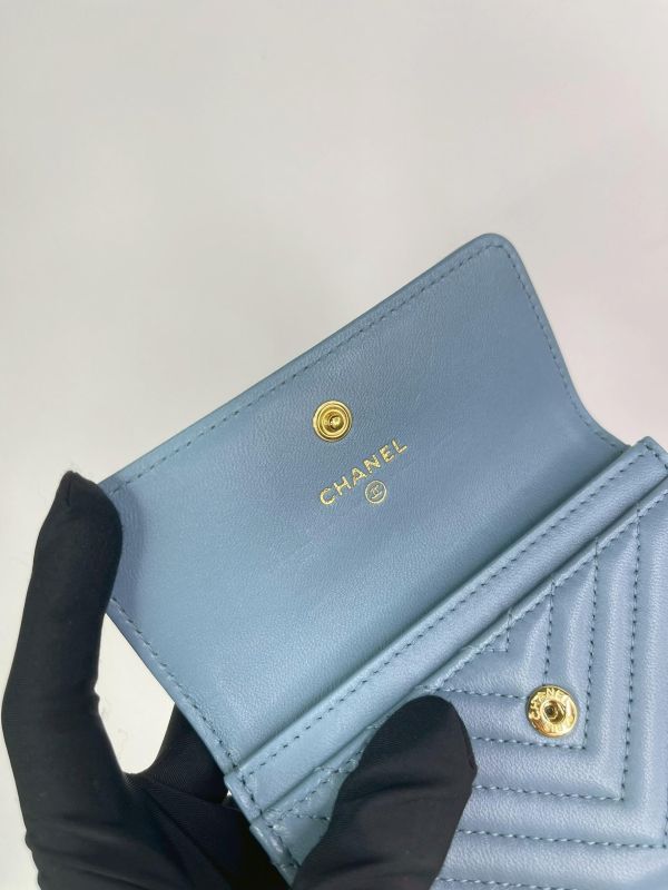 【未使用閒置品】CHANEL BOY山形紋翻蓋卡包 