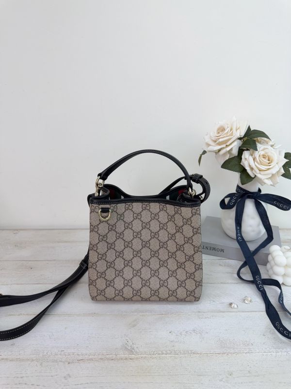 【99成新】GUCCI GG Emblem系列小號水桶包 