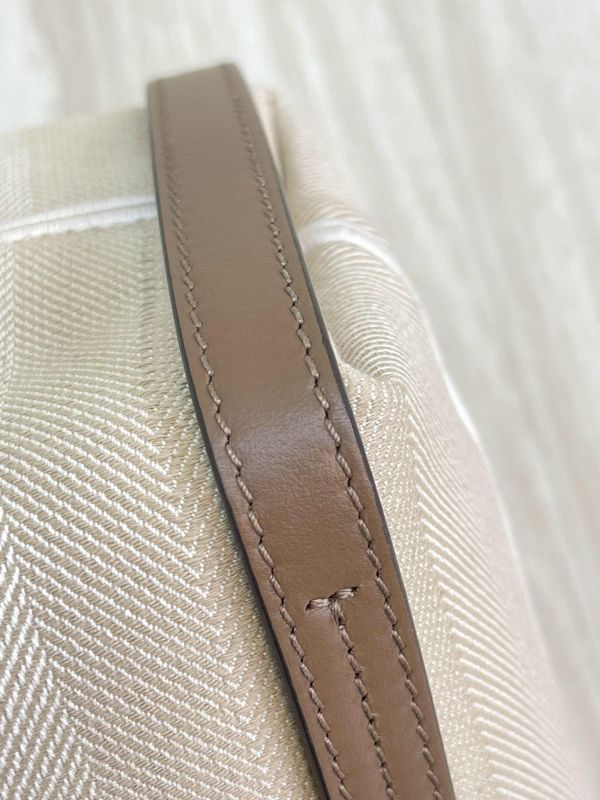 【未使用閒置品】CHLOE CARRY 托特包 