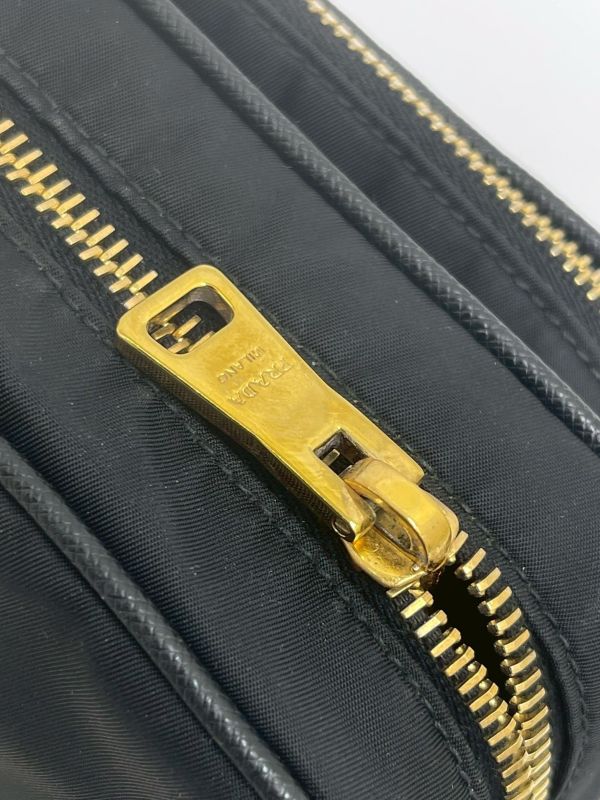 【95成新】PRADA 尼龍迷你相機包 