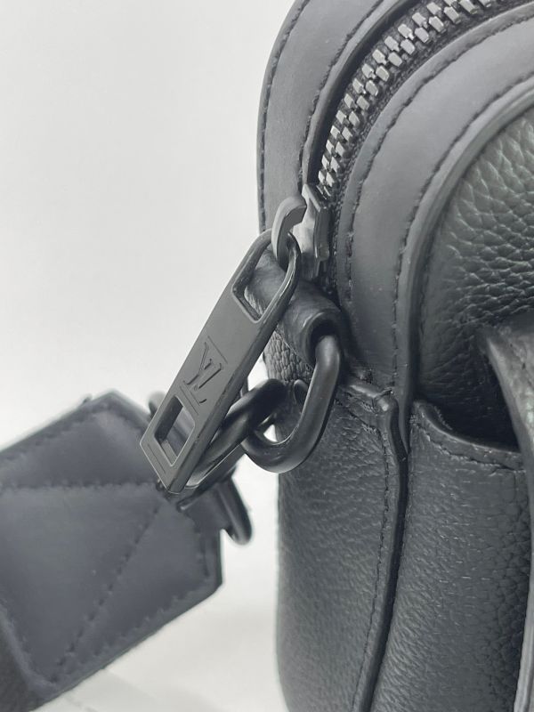【分期0利率】LV Fastline 郵差包【9成新】 