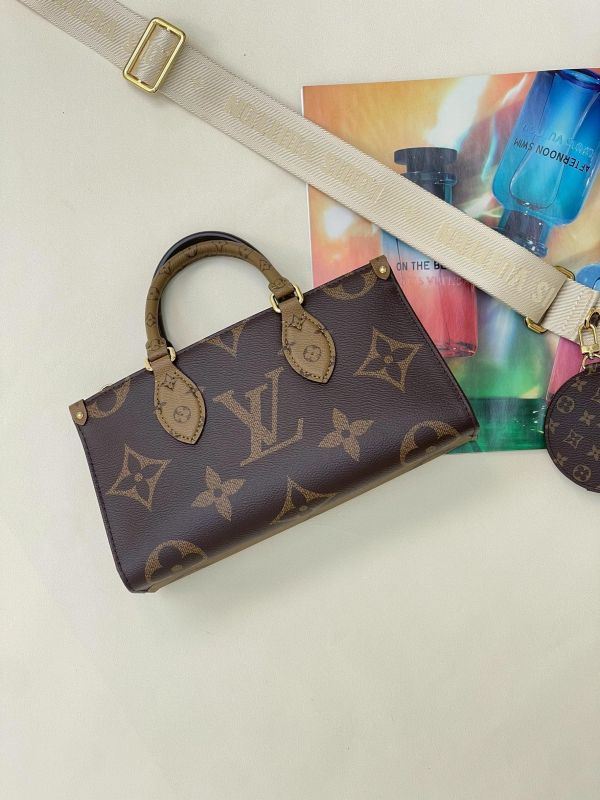 【置品新品】LV ON THE GO EAST WEST 