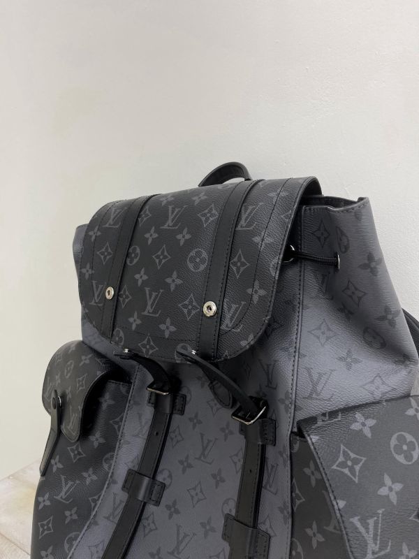 【95成新】LV Christopher MM 