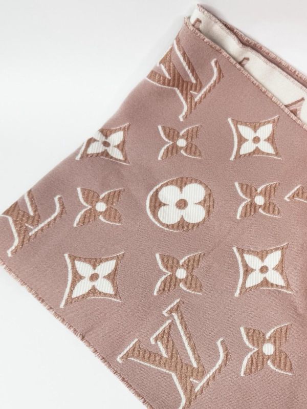 【未使用閒置品】LV Essential Shine 圍巾 