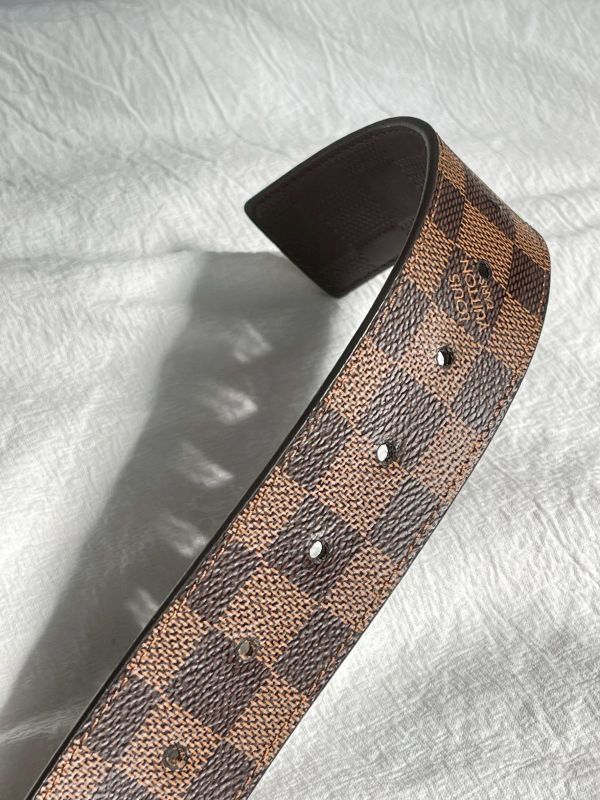 【分期0利率】LV 棋盤格雙面皮帶40MM【9成新】 