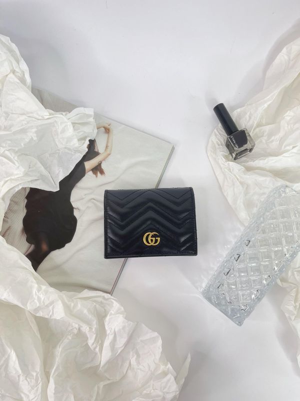 【95成新】GUCCI Marmont 愛心兩摺拉鍊零錢袋短夾 