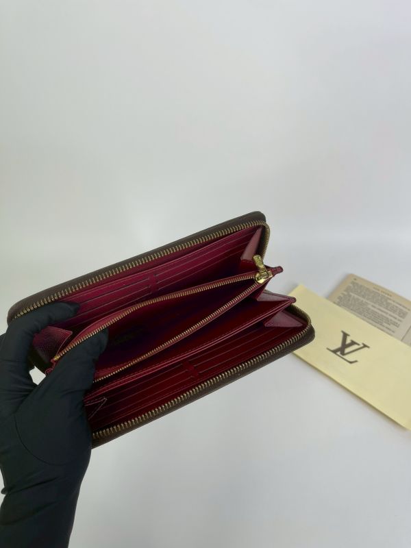 【85成新】LV ZIPPY Monmgram拉鏈長夾 紫紅色 